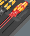 9710 18 Piece Foam Insert Screwdriver Set With Durable Dual Color Foam Organizer, close-up of red and black handles in slots.