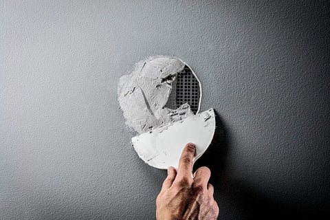 Applying Heavy Duty Fiber Reinforced Spackling Compound, 12 Oz, For Large Hole Repairs In Drywall Plaster Stucco Concrete And Wood