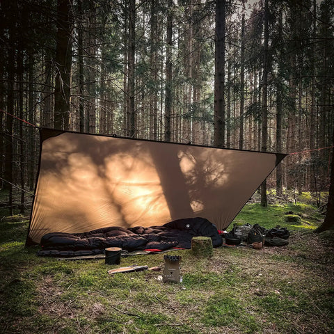 Ultralight Tent Footprint With 4000mm PU Waterproof Coating Silnylon Groundsheet in forest camping setup