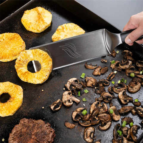 Griddle Tool Kit For Outdoor And Indoor Grillin Grilling Heat Resistant Stainless Steel BBQ Utensils spatula on griddle