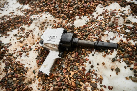 Pro Grade 3/4 Inch Air Impact Wrench With Pistol Grip And 1100 Ft Lbs Torque, 6 Inch Extended Anvil Built Beast Mode For Grease Monkey Shops And Race Teams
