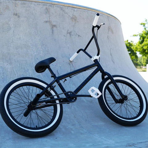 BMX Freestyle Bike 20 Inch And 16 Inch Size For Teens And Kids Street Ready Stunt Bike With Hi Tensile Steel Frame And One Eighth Inch Headset Black White