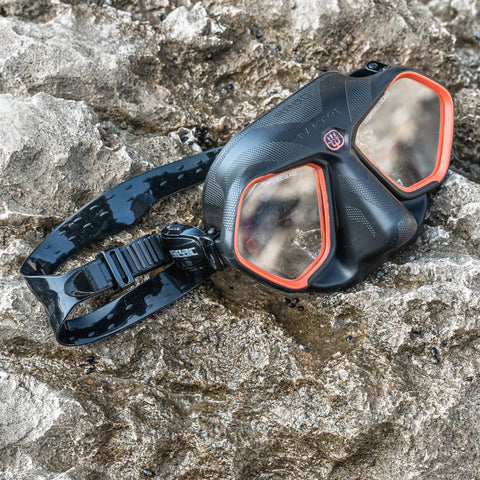 Raptor Low Volume Freediving And Spearfishing Mask With Silicone Skirt Overmolded On The Frame For Excellent Peripheral Vision