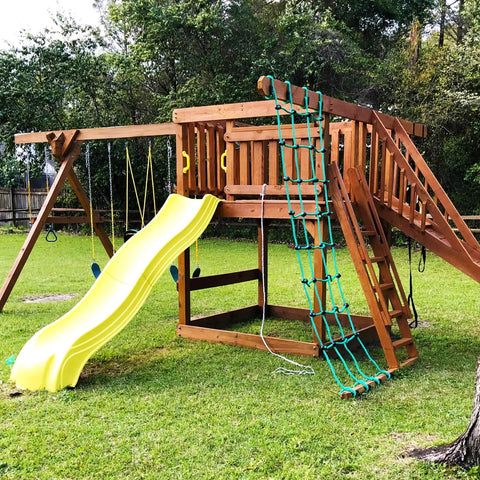 Outdoor Climbing Cargo Net For Kids With No Knot Nylon Rope 139 Inch Long, attached to wooden treehouse playset