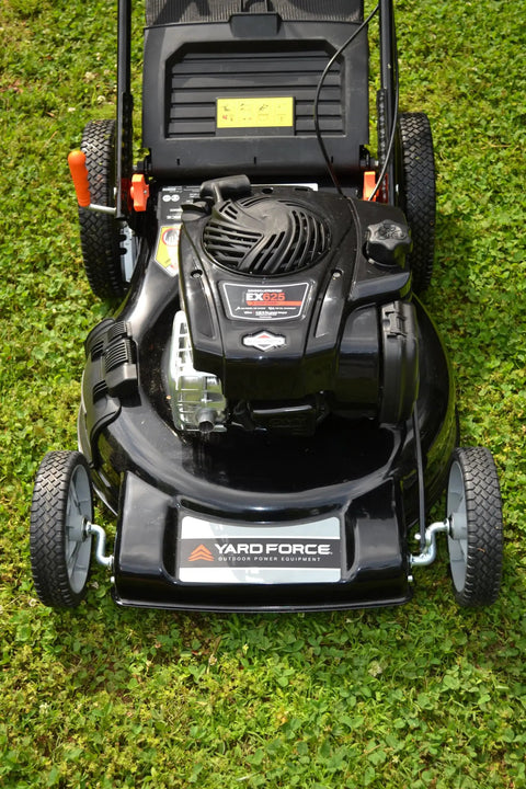 Self Propelled Lawn Mower With 150cc Briggs And Stratton Engine ReadyStart 22 Inch Steel Deck 3 In 1 Mulch Bag Side Discharge Or Rear Bag 12 Inch High Rear Wheels Solid Traction For Flat Or Sloped Lawns, top view