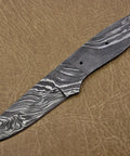 Dope Damascus Skinning Knife Set Four Piece Hand Forged Full Tang Blades 7.5 8.5 And 9 Inch knife with twist-pattern blade