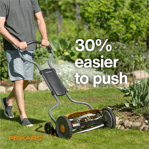 Manual 17 Inch Cut Width Reel Mower For Easy Lawn Care No Motor Grass Cutter With Stay Sharp System And Steel Blades That Stay Sharp Inertia Drive Push Design Eco Friendly Yard Tool in use