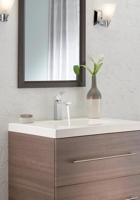 Single Hole Modern Bathroom Faucet Chrome Finish With Metal Pop-Up WaterSense Labeled ADA Compliant Rigid Spout 567LF-MPU-PP