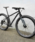 Beefy Rigid Mountain Bike Front Fork For 26 And 27.5 Inch Wheels Aluminum Alloy One And One Eighth Inch Threadless