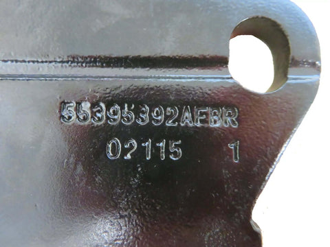 Close-up of Chrysler Right Upper And Lower Hinge Set For 2007 2017 Jeep Wrangler 55395386AE 55395392AE Pack Of 2