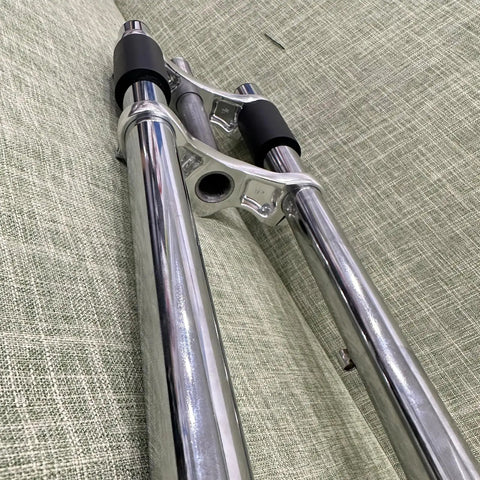 Beefy 1 Inch Threaded Non Suspension Bicycle Fork For 26 Inch 700C And 29 Inch Wheels With Double Aluminum Shoulder Crown