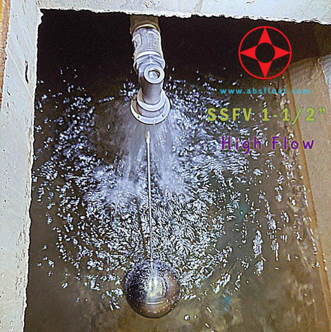 Heavy Duty 304 Stainless Steel Balanced Float Ball Valve For Tank Mounts Built To Last One And A Half Inch 100 Psi High Pressure Piston Balance Adjustable Water Level Ideal For Pipeline Flow Control Magnetic Level Switch And Liquid Level Measurement, 1.5-inch tank valve discharging water