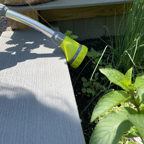 15 Inch Watering Wand With 8 Spray Patterns And Thumb Control watering deep garden beds