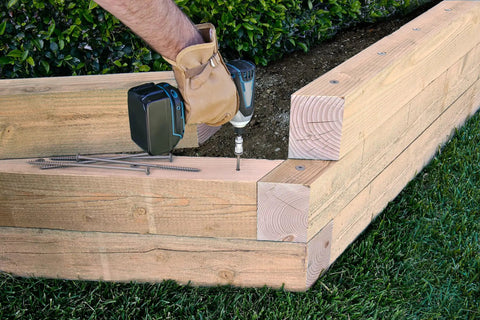 Exterior Grade Timber Screws 0.220 Inch By 4 Inch Double Barrier Coated used for outdoor wood assembly