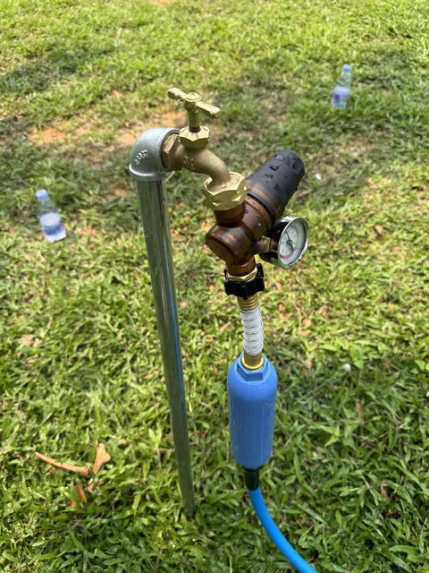 Must-Have RV Water Pressure Regulator With Gauge And Rotatable Dial, Adjustable Camper Water Pressure Reducer With Inlet Screen Filter For Travel Trailers, Protects Plumbing From High Water Pressure on outdoor faucet