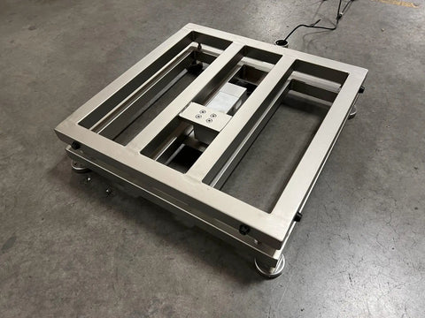 Straight Up 16 By 20 Inch Floor Scale With No Sweat Waterproof Washdown Deck NTEP Legal For Trade Certified 400 Pound Capacity stainless steel frame