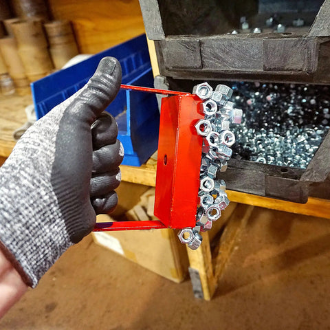 Red 150 Lb Pull Heavy Duty Handle Magnet for tools lifting nuts in auto shop