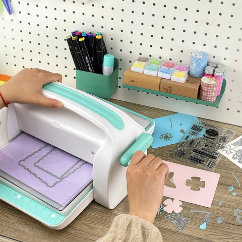 Manual Die Cutting Machine For Scrapbooking And Card Making, 9 Inch Opening, Embossing And Die Cutting Tool, user cutting papers
