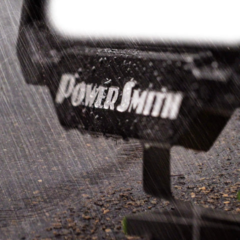 2000 Lumen Portable LED Work Light With Metal Stand in rainy weather close view
