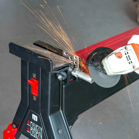 One Ton Clamping Force Portable Material Support Station With Hands Free Holding Non Marring Jaws Red Black Steel Workbench for cutting metal