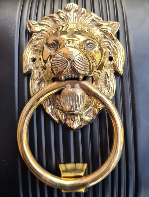 Vintage Brass Lion Door Knocker And Gate Pull With Solid Brass Finish Embossed Lion Mouth Design Traditional Door Accessory