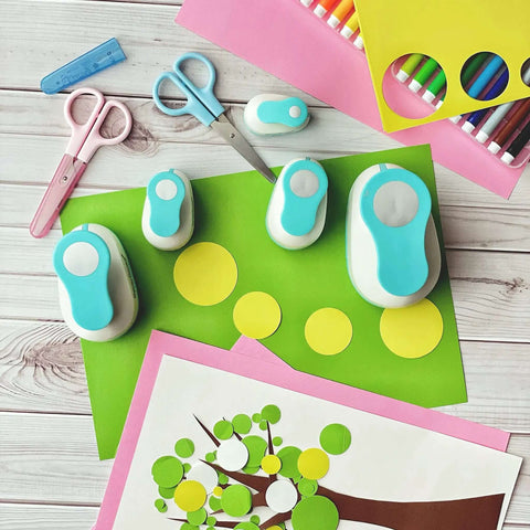 Five Circle Paper Punch Set For Scrapbooking And Card Making Ergonomic Spring Action Puncher with colorful craft setup