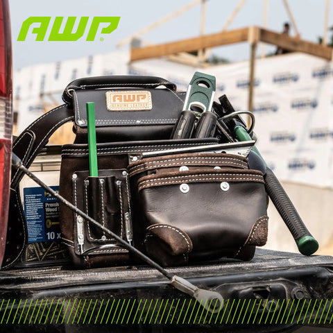 Heavy Duty Tool Belt And Rig With TrapJaw Pockets, Pro Grade Multi Pocket Organizer for Carpenters, black leather on truck bed
