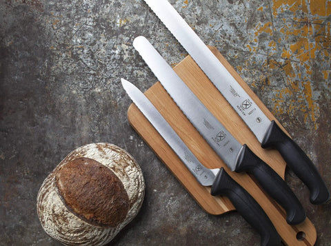 10 Inch Bread Knife With Japanese High Carbon Steel Rock Solid Handle Cuts Crusty Loaves Like Butter Wide Serrated Saw Blade For Fresh Baguettes And Artisan Rolls Built Tough For Everyday Kitchen Duties