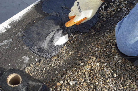 Rubber Flexx Liquid Rubber Coating Provides All Weather Leak Sealing And Waterproof Protection For Boats Roofs Tents Machinery Buildings Interiors And Exteriors In A Single Quart Black