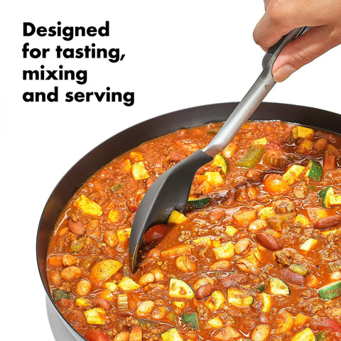 Outdoor Camp Stove Cooking Set With Silicone Utensil Rest Silicone Turner stirring vegetable stew