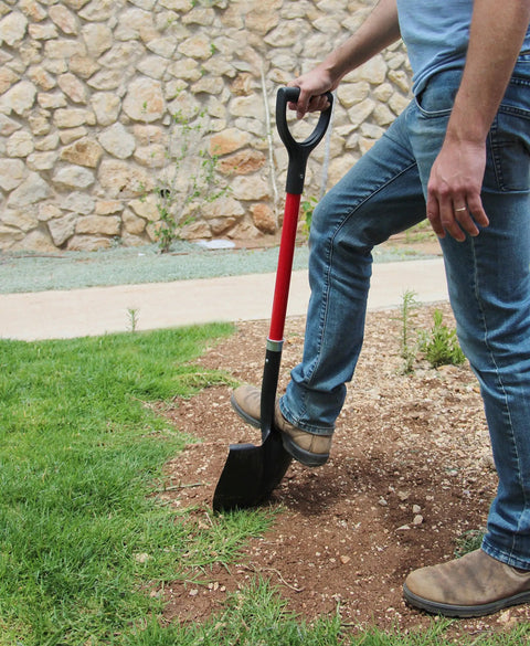 Person using Round Point Digging Shovel With D Handle, 31 Inch Fiberglass Shaft, Pro Grade Comfort Grip Spade for yard work