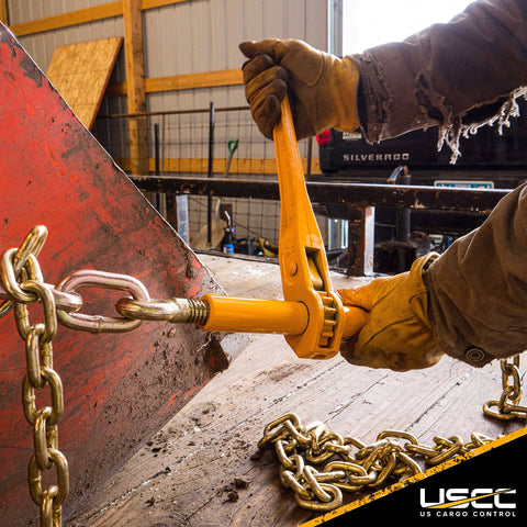 Heavy Duty Ratchet Binder For One Half To Five Eighths Inch Chain Two Pack With 18,100 LBS Working Load being used on chains
