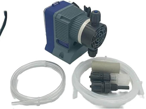 Diaphragm Metering Chlorine Water Pump For Chemical Dosing, 31.6 GPD At 150 PSI, PF30-P2-000 PF Series with hoses and connectors