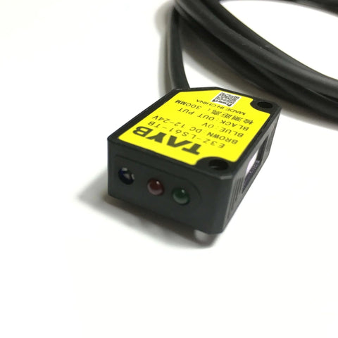 Front view of the Go-To Laser Diffuse Reflection Photoelectric Switch For Object Detection E3Z-LS61 300mm DC 12-24V NPN output sensor