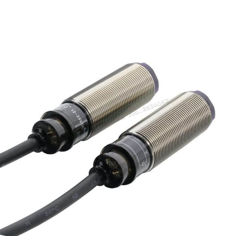Heavy Duty 12-24VDC Metal Photoelectric Switch With 20M Through Beam Photo Sensor NPN Light On Output, close view of twin sensors