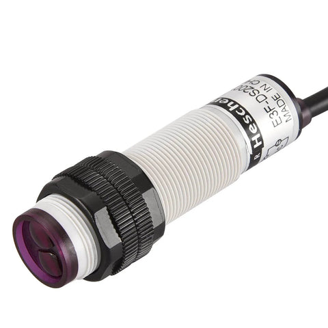 Front view of Workhorse M18 Infrared Photoelectric Proximity Switch Diffuse Reflection Type with Normally Closed 2-Wire Output, E3F-DS200Y2