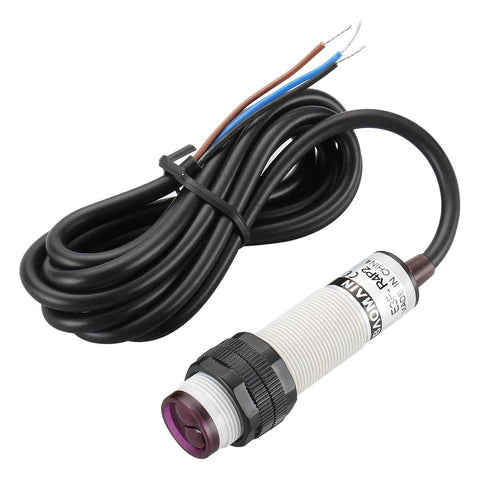 Photoelectric Sensor E3F-R4P2 Retroreflective Optical Switch with M18 threading and 150mm cable, front view
