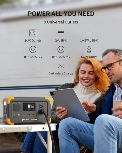 Couple using Go To Portable Power Station 288Wh LiFePO4 Battery With 600W Pure Sine Wave Inverter for outdoor tablet charging