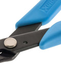 Close-up of Split Ring Pliers 496 with Curved Catch Tip, ergonomic design, blue non-slip Xuro grips, lightweight pro grade for easy ring opening.