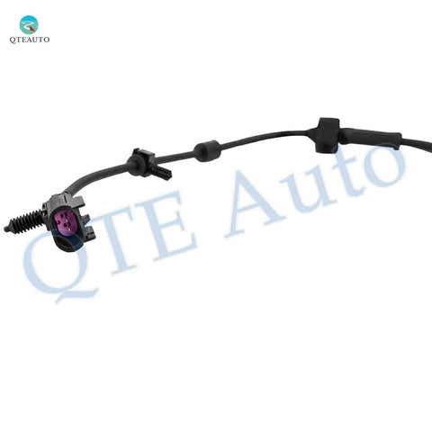Close-up view of wiring cable for Front Wheel Hub Bearing Assembly Replacement For 2002 To 2009 Chevrolet Trailblazer and others.