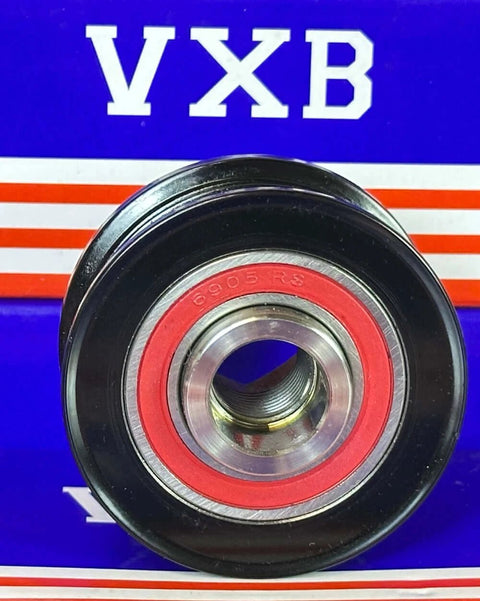 Close-up of 24108675 Alternator Freewheel Pulley for BUICK Gl8S 5PK against VXB branded backdrop.