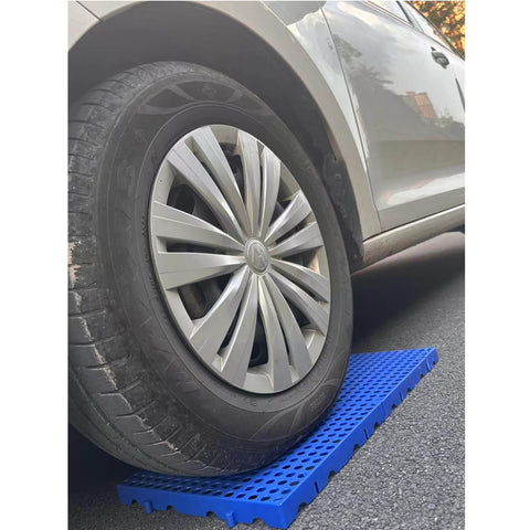 Plastic Pallets For Basement Storage And Garage Use Nestable Lightweight Waterproof Design with car parked on top.