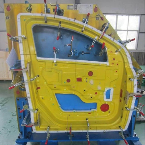 Yellow car door mold with Heavy Duty Toggle Clamp Latch With 90 Degree Adjustable Pull And Quick Release Hasp for secure fastening.