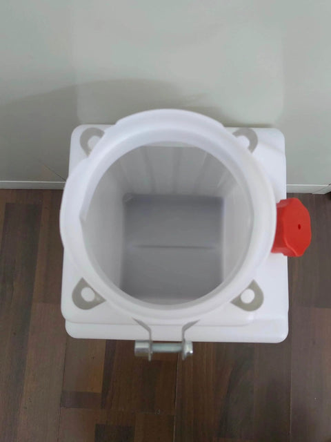 Universal Car Lift Oil Pot Hydraulic Reservoir Tank For Storage And Lifting 13 Liter Capacity 43 Cm Tall Thick Plastic Oil Drum Type B