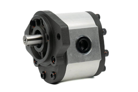 Front view of Chief Group 3 Gear Pump (3PG) - 51.0 CC, 7/8" Key Shaft, SAE-B 2-Bolt Mount, SAE-20/16 Ports, CCW Rotation.