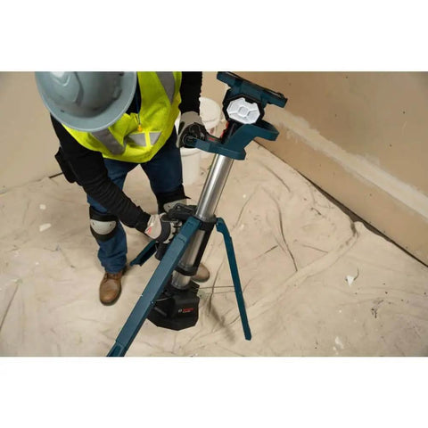 Person assembling the Powerful 5000 Lumen Cordless LED Tower Work Light With 87 Inch Telescoping Stand For Construction And Garage