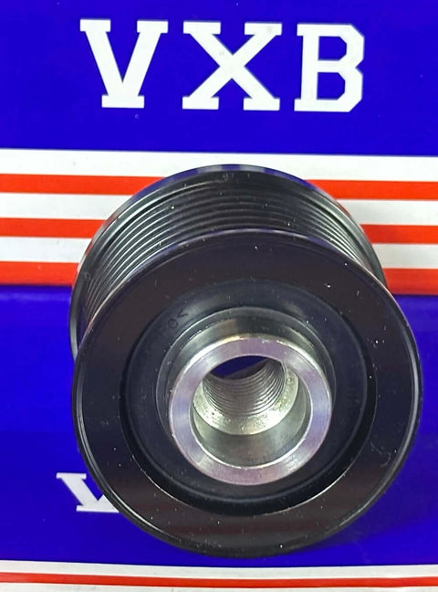 F558553 Alternator freewheel pulley close-up for BMW JEEP CHRYSLER with grooves and metal core on branded background