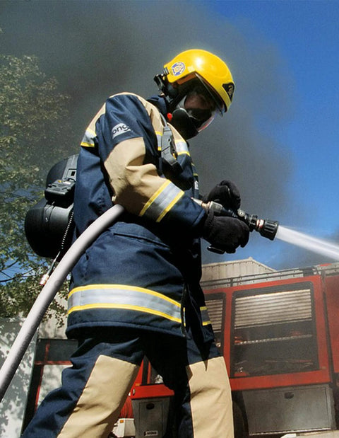 Firefighter using Fire Hose 2 Inch ID 25 Ft Single Jacket TPU Firefighter Hose With M And F NST NH Brass Couplings 750 PSI Burst Pressure