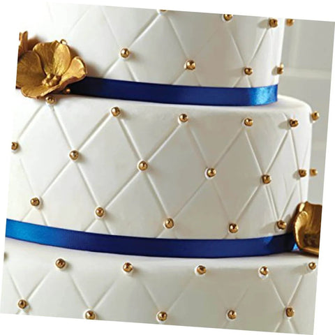 Close-up of cake with grid pattern fondant using 8 Piece Flexible Silicone Cake Mold Set With Grid Pattern For Fondant Impressions
