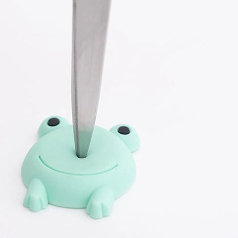 Soft Silicone Doorknob Cushion Wall Protector And Anti Collision Stopper For Doors And Cabinets in mint green frog design